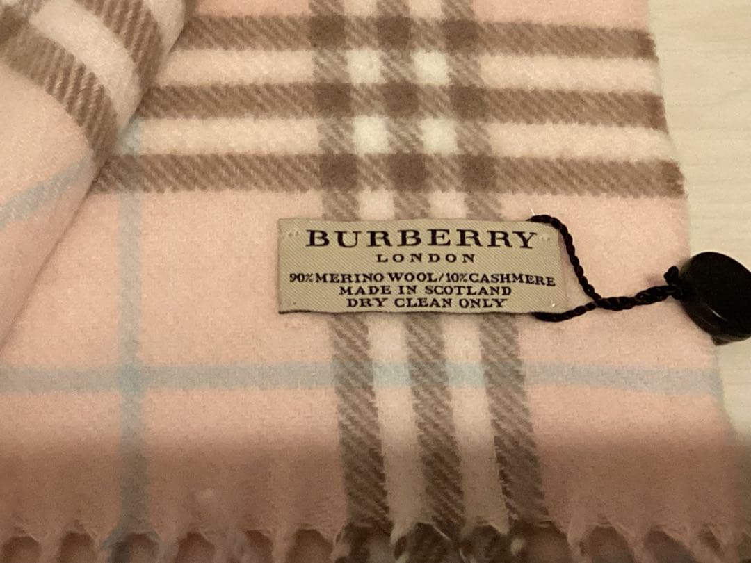 未使用保存袋タグ付きバーバリーBurberry ピンク チェック マフラー本物