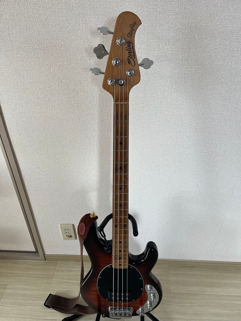 Sterling by Musicman RAY34QM ローステッドメイプル