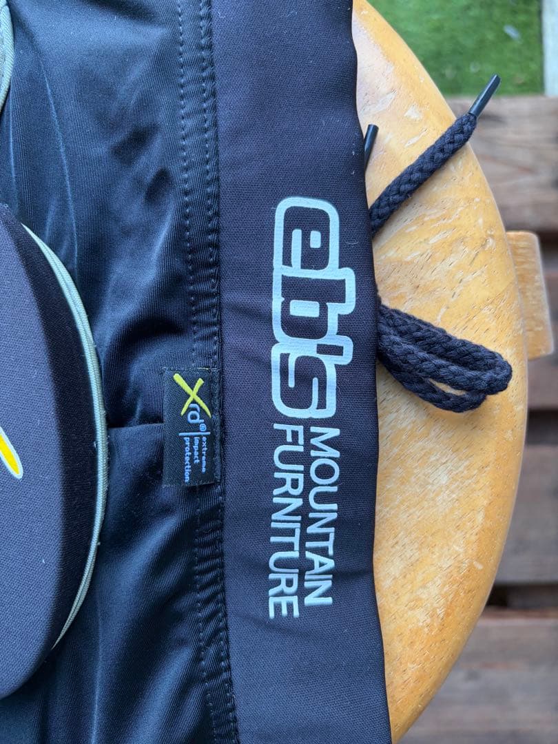 【美品】eb's エビス SLIM XRD スノーボード プロテクター　サイズL