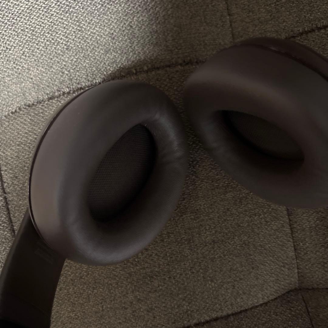 Beats Studio Pro ワイヤレスヘッドフォン ブラウン ケース