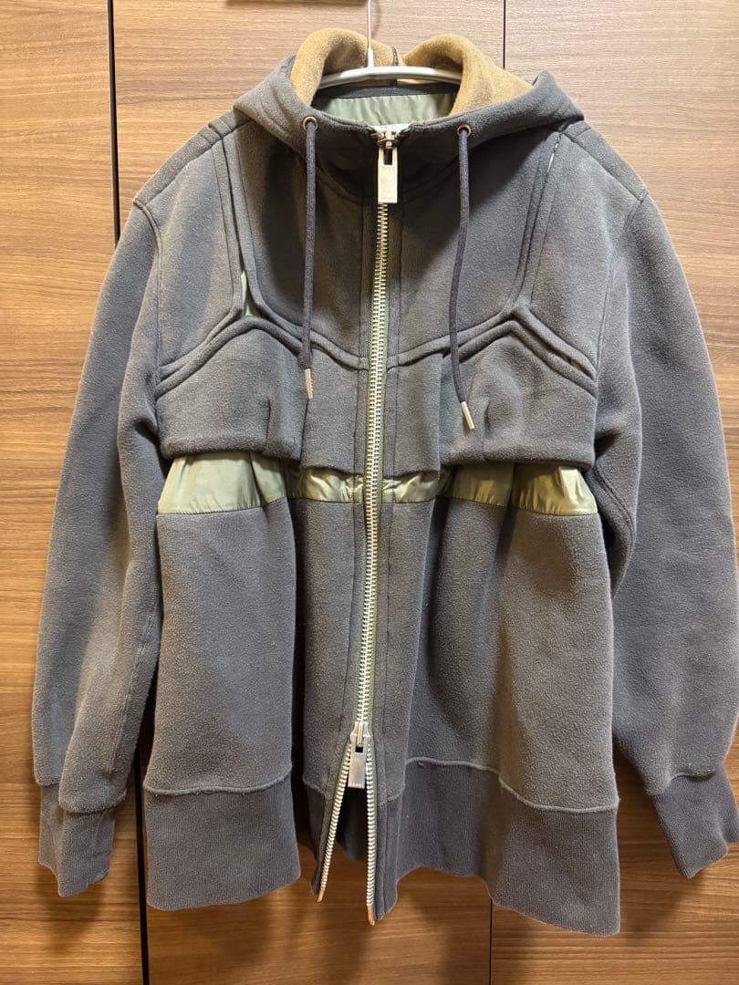 sacai レディース パーカー