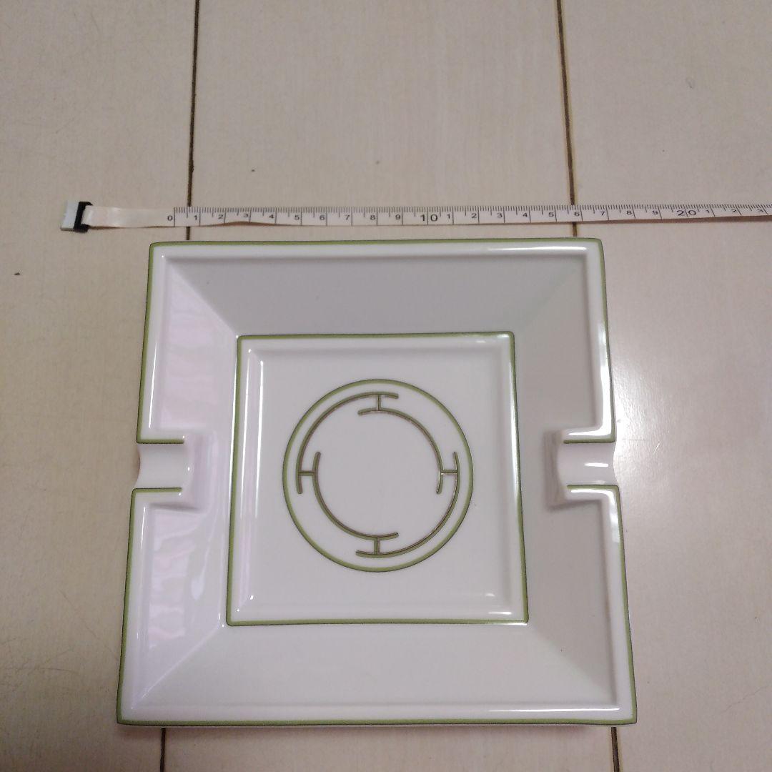 ☆HERMES スクエア型置き灰皿ホワイト