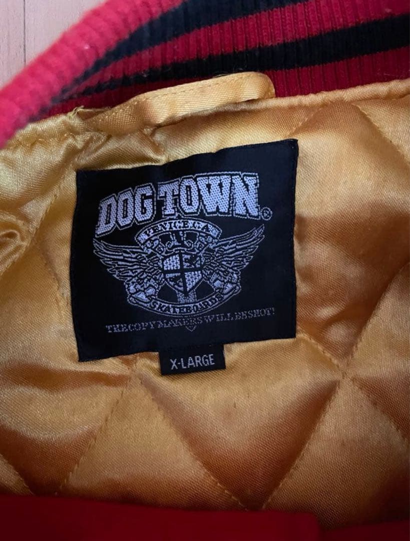 美品★DOG TOWN スタジャン XL ブラックドラゴン　 レッド/ブラック