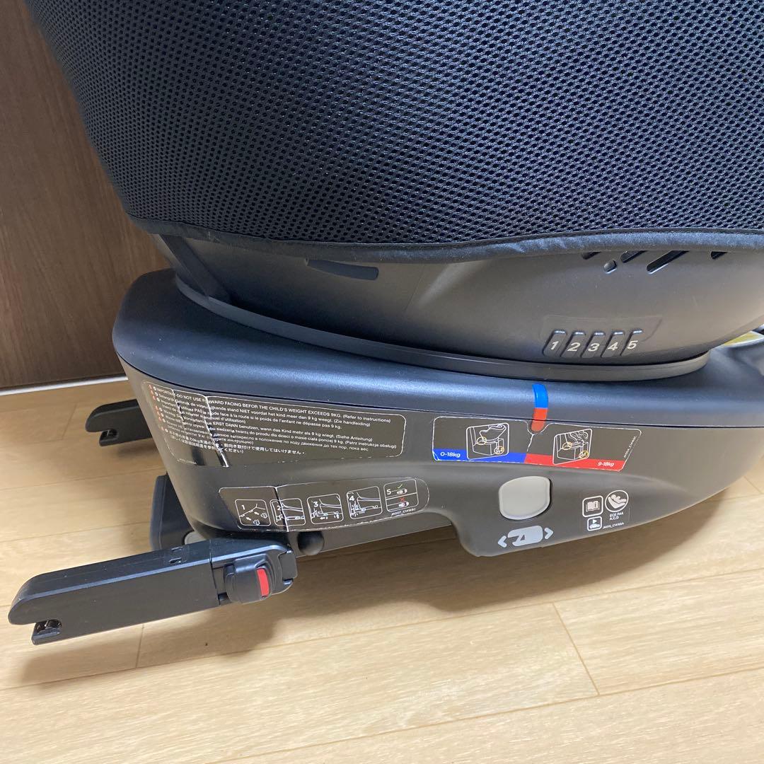 Joie 車用チャイルドシート　Ark360° ISOFIX ブラック