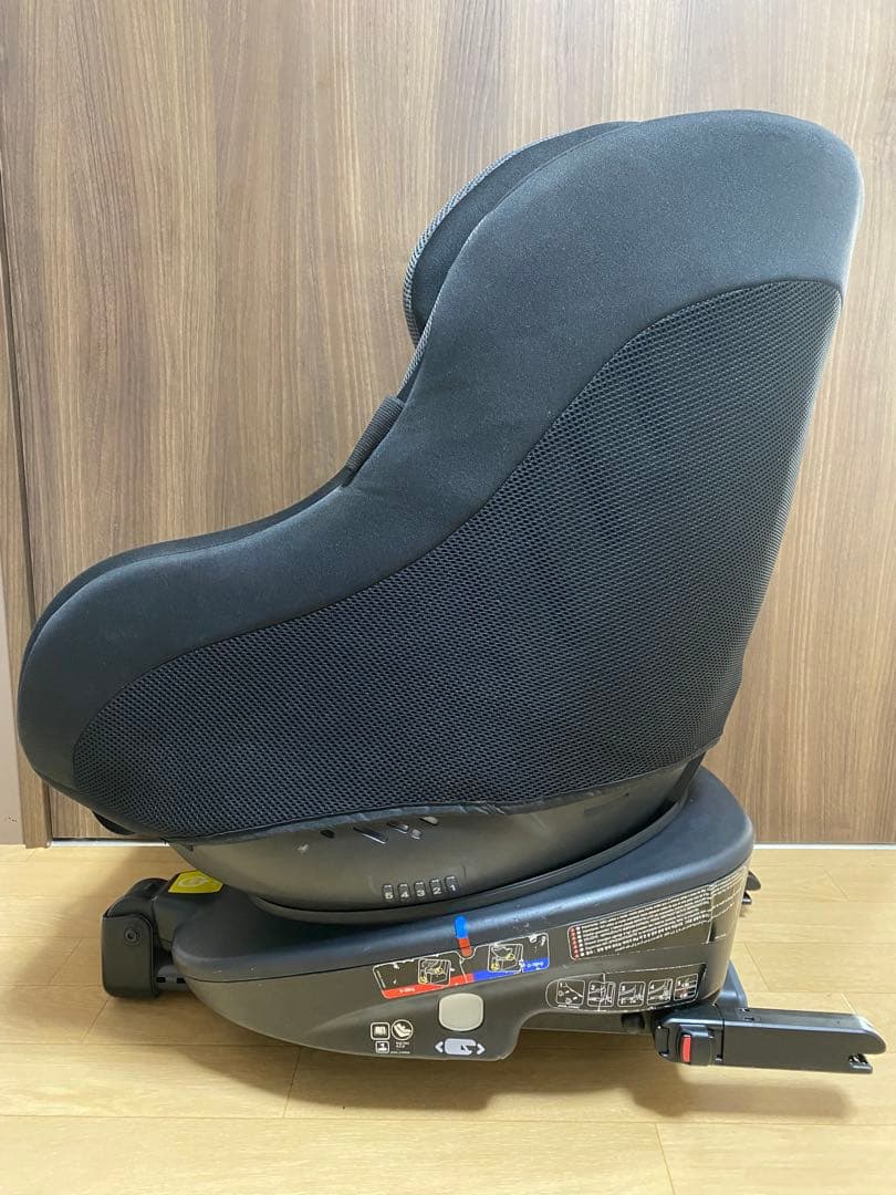 Joie 車用チャイルドシート　Ark360° ISOFIX ブラック