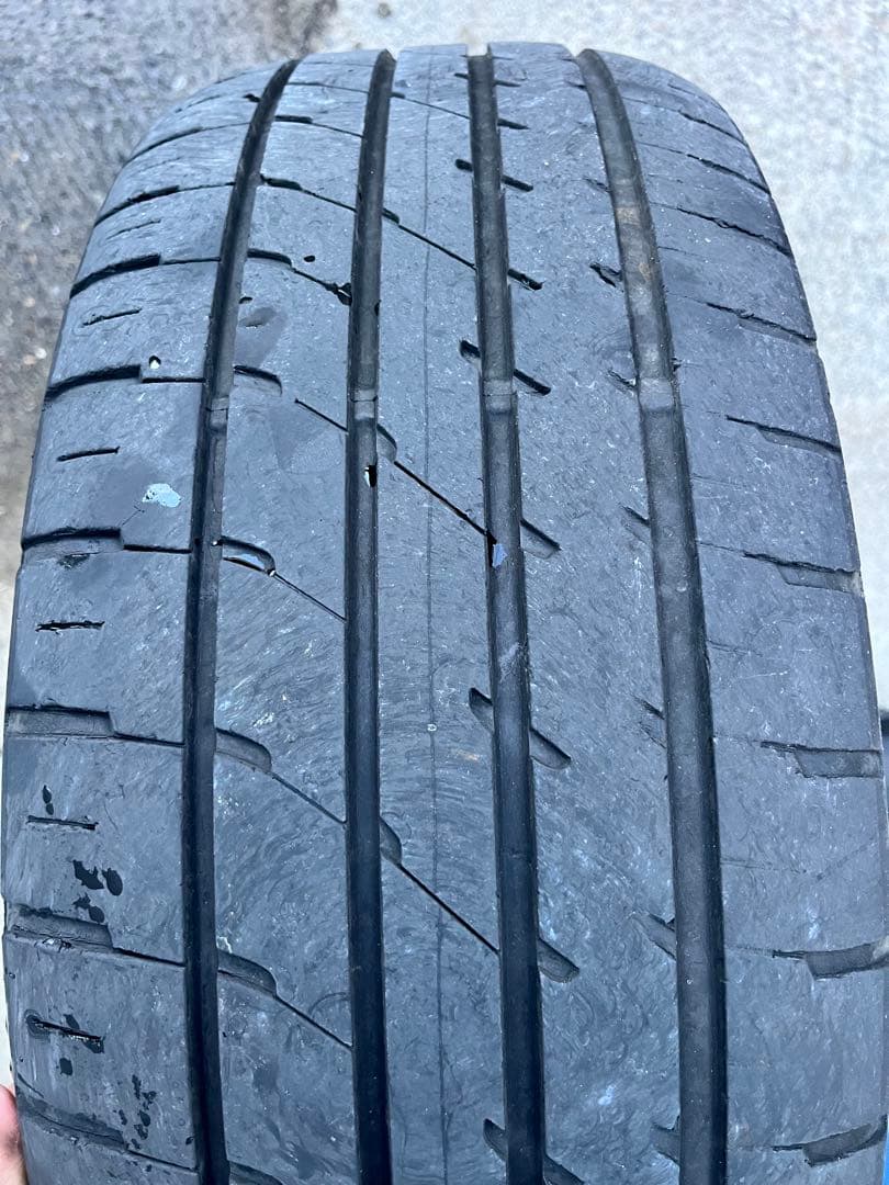 レオニス　　18インチ ホイール タイヤ付き