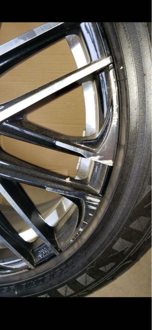 レオニス　　18インチ ホイール タイヤ付き