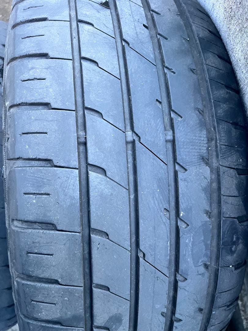 レオニス　　18インチ ホイール タイヤ付き