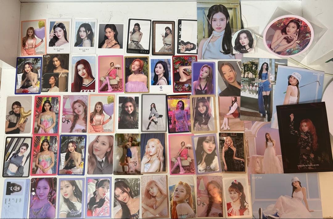TWICE トレカ・カード等まとめ売り