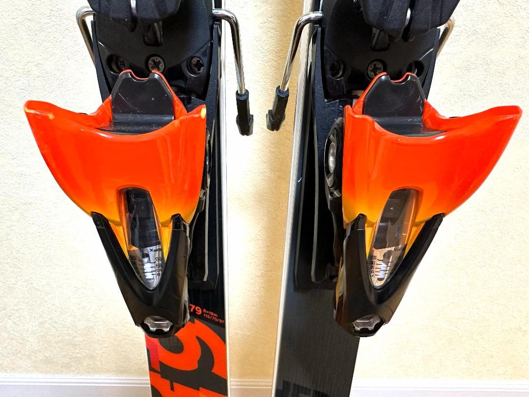 スキー ROSSIGNOL HERO MASTER M19 179 R=19m