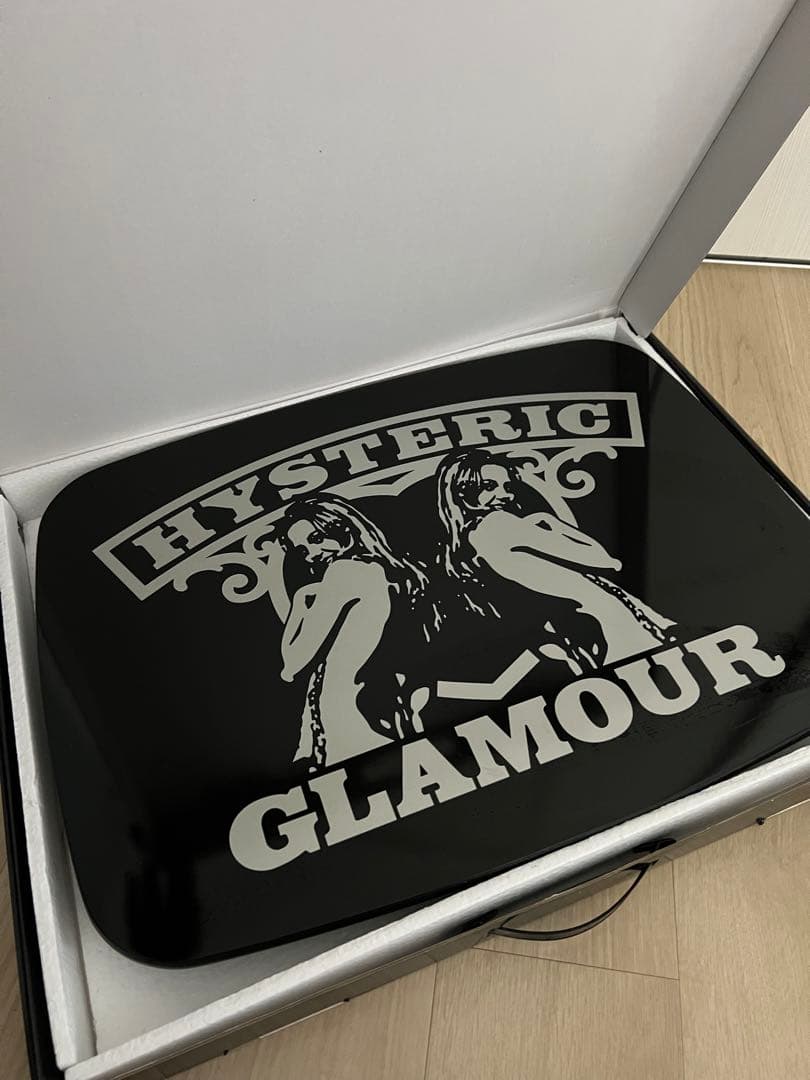 ヒステリックグラマー ノベルティ 折りたたみテーブル