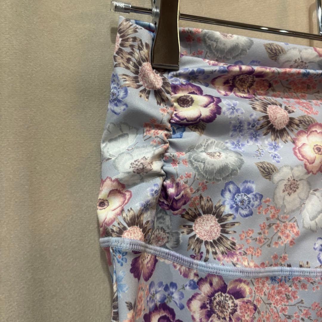 美品 SUKALA スカーラ エンブロイダリープリント ブラトップ&レギンス M