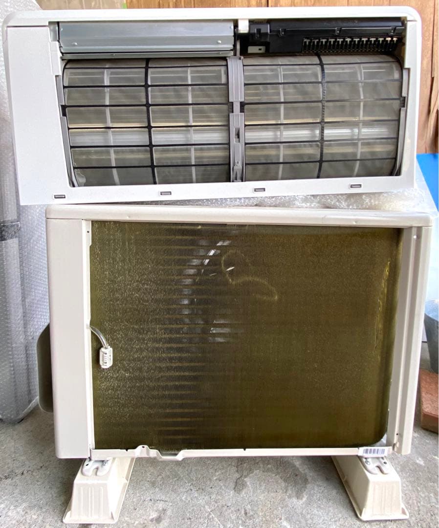 東芝　ルームエアコン　RAS-H251R 2021年製　100V 8畳