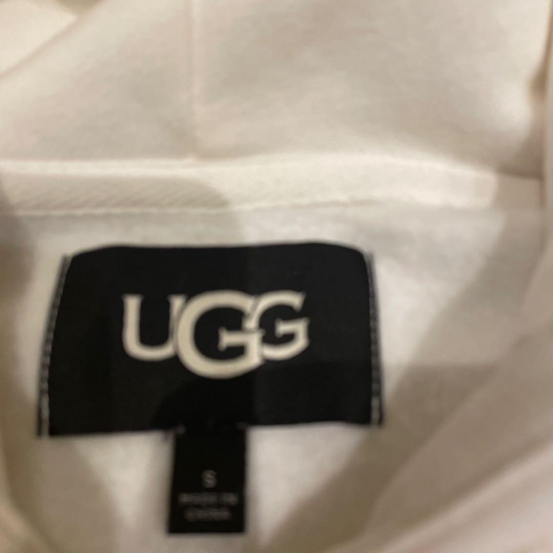 a❗️美品　UGG ホワイト パーカー Sサイズ