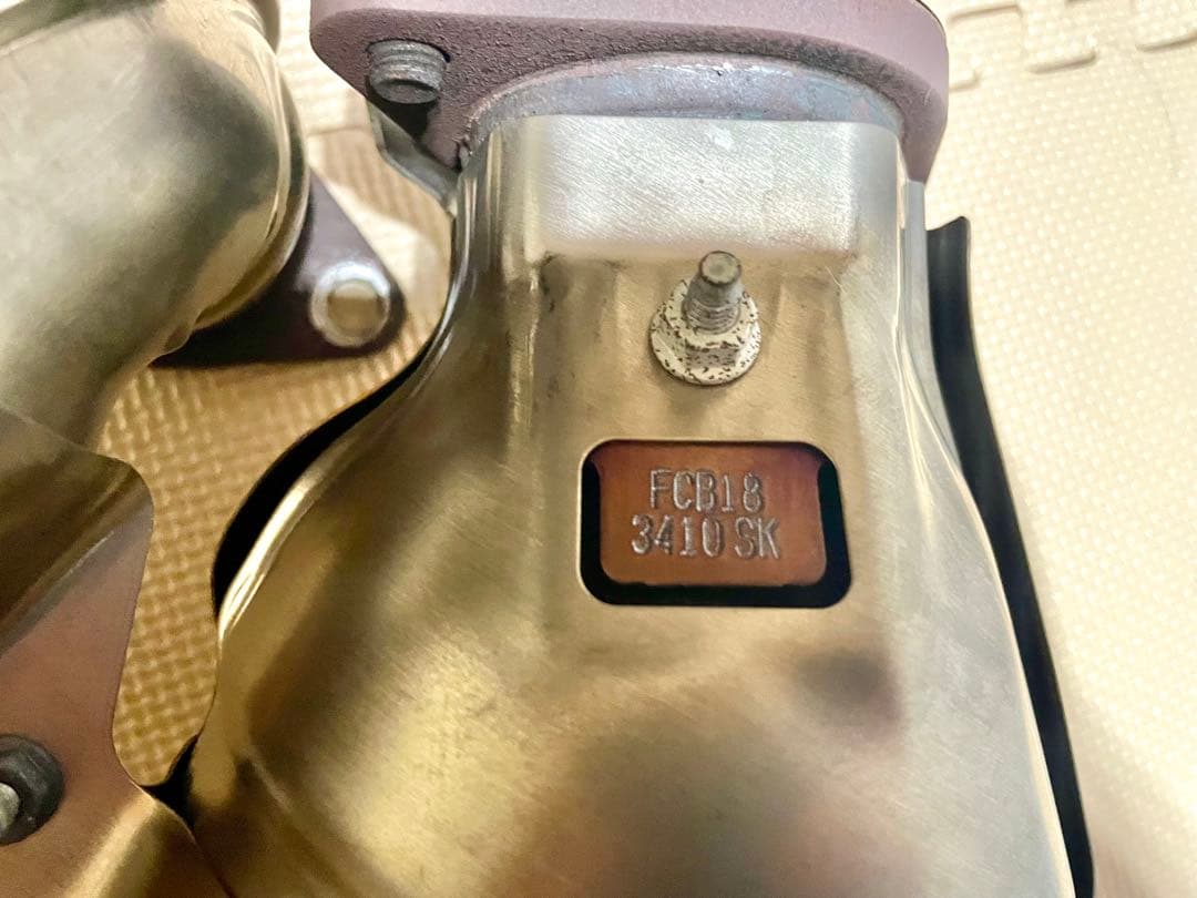 BRZ zd8 純正 エキゾーストマニホールド ガスケット付き