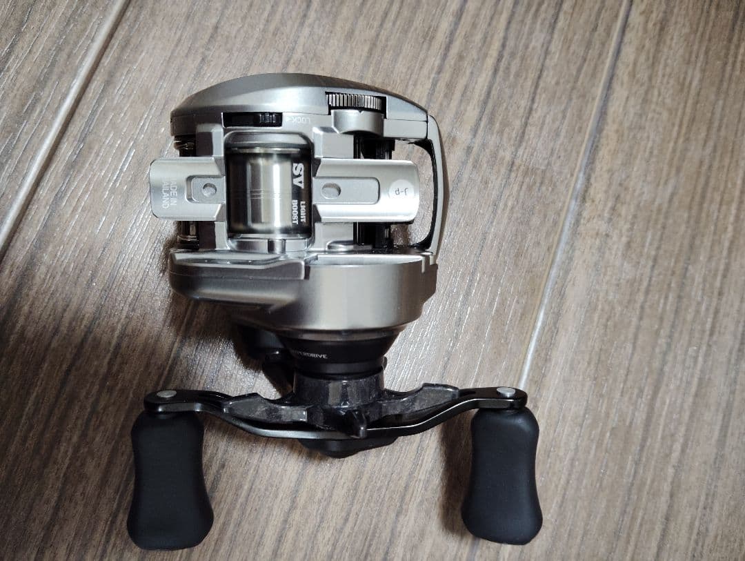 美品！アルファスSVTW8.1(左)