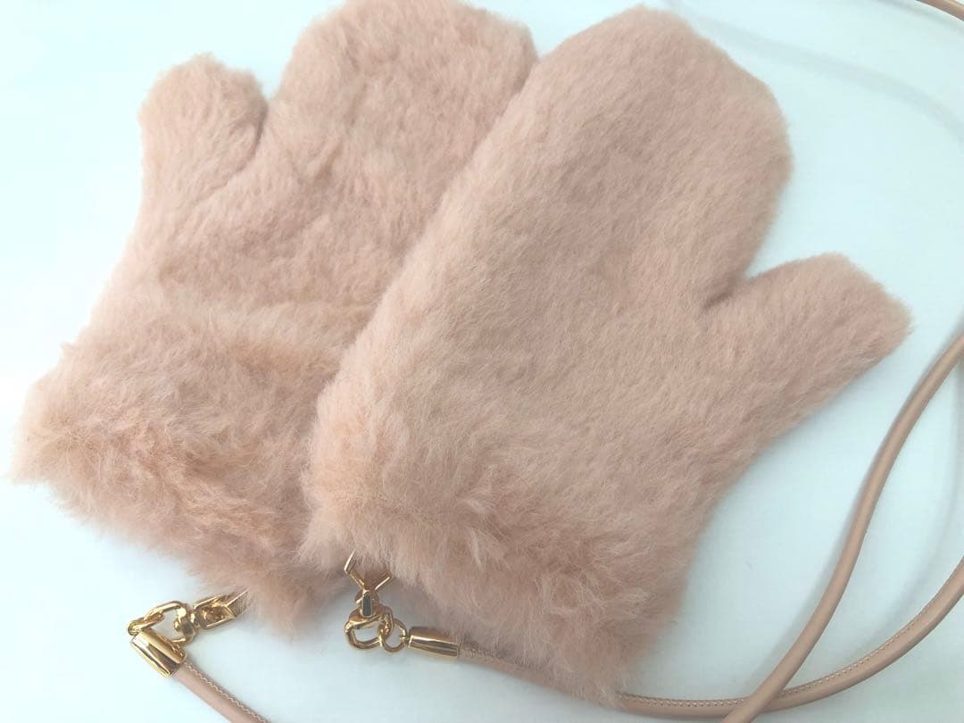 Intrend(Maxmaraアウトレット) テディベア　ミトン