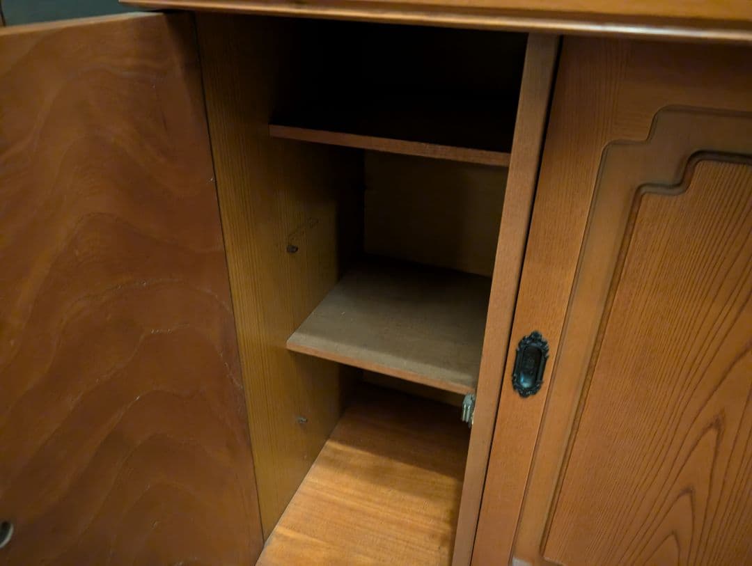 ビンテージ 昭和レトロ 木製三扉キャビネット ガラストップ付き