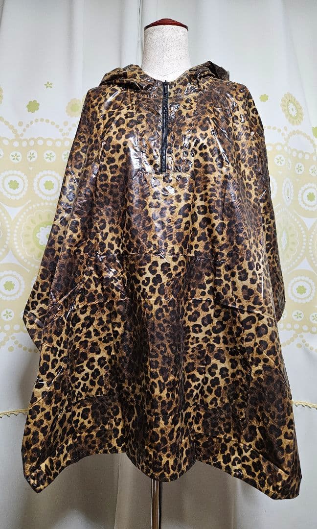 【新品】& ellecy アンドエルシー ゴールド レオパード ポンチョ