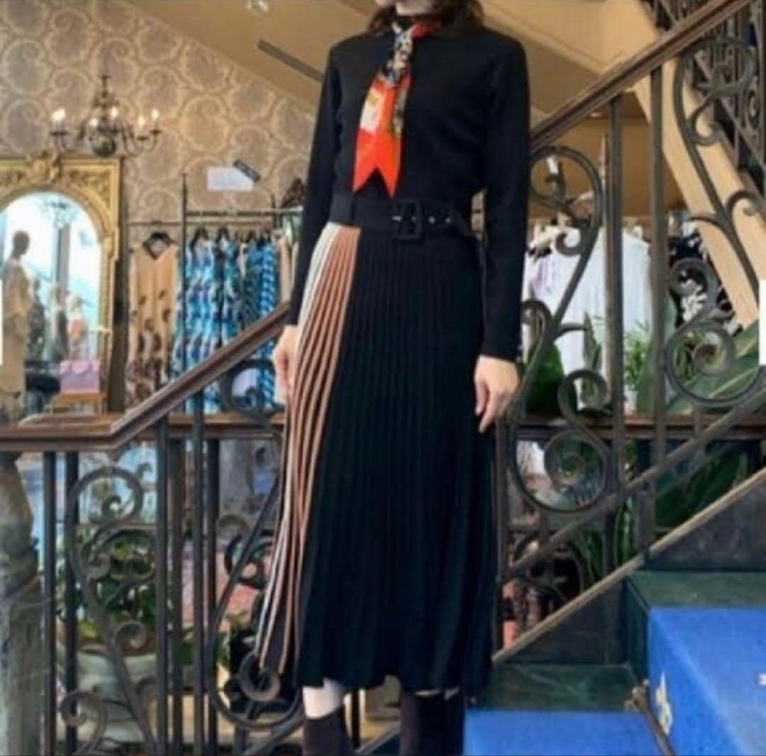 美品　ダイアグラム　スカーフネックニットワンピース　ブラック