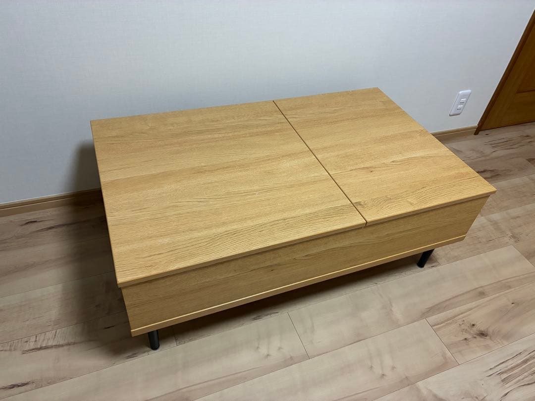 ニトリ　昇降リビングテーブル　リヒティ