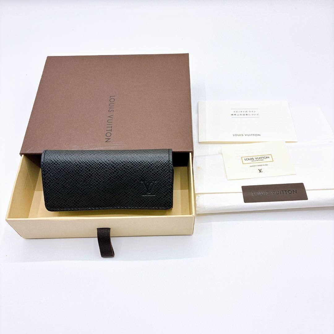 【美品】LOUIS VUITTON ルイヴィトン タイガ キーケース 4連 黒