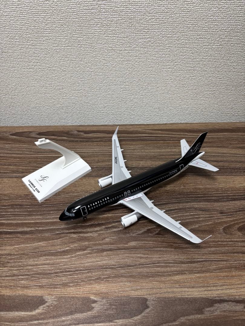 スターフライヤー　AIRBUS　A320　模型　飛行機　1/150