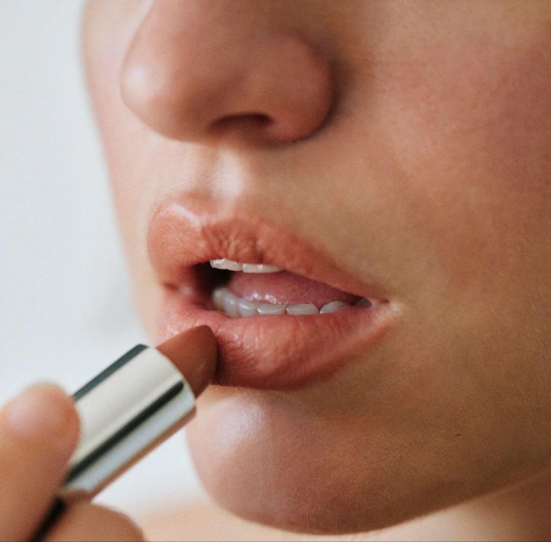 新品未使用 JSELF × soel リップスティックベージュ002限定 完売品