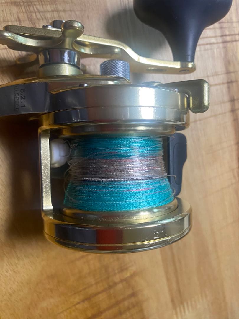 SHIMANO OCEA 2000 ベイトリール