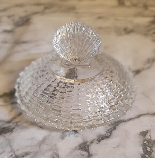 ナンタケットバスケット・ガラス・キャンディーポット・底にヒビ有