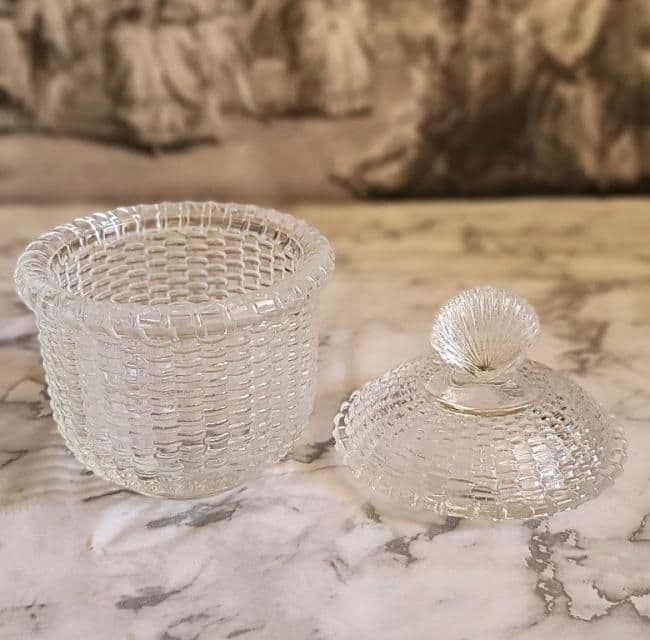 ナンタケットバスケット・ガラス・キャンディーポット・底にヒビ有