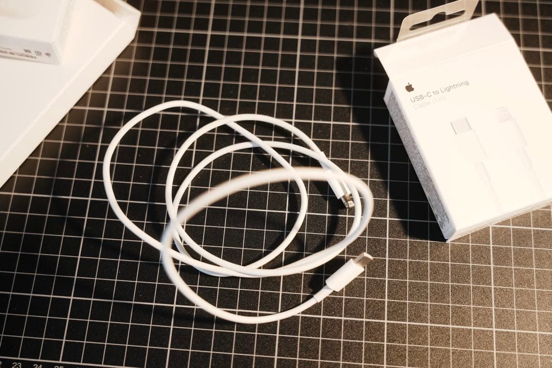 ガ*ビ様 AirPods Pro 第2世代 本体 付属品付き