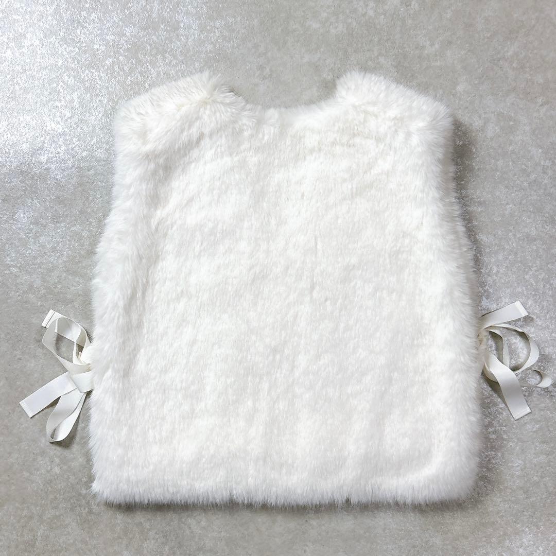 【極美品】イデアルーチェ　idealuce エコファーリボンベスト　ホワイト