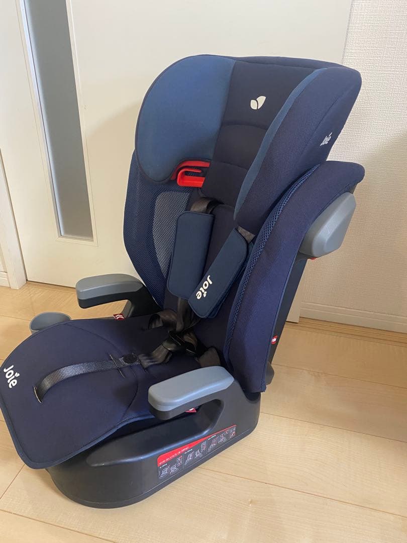 Joie ジョイー チャイルドシート ジュニアシート カップホルダー付！