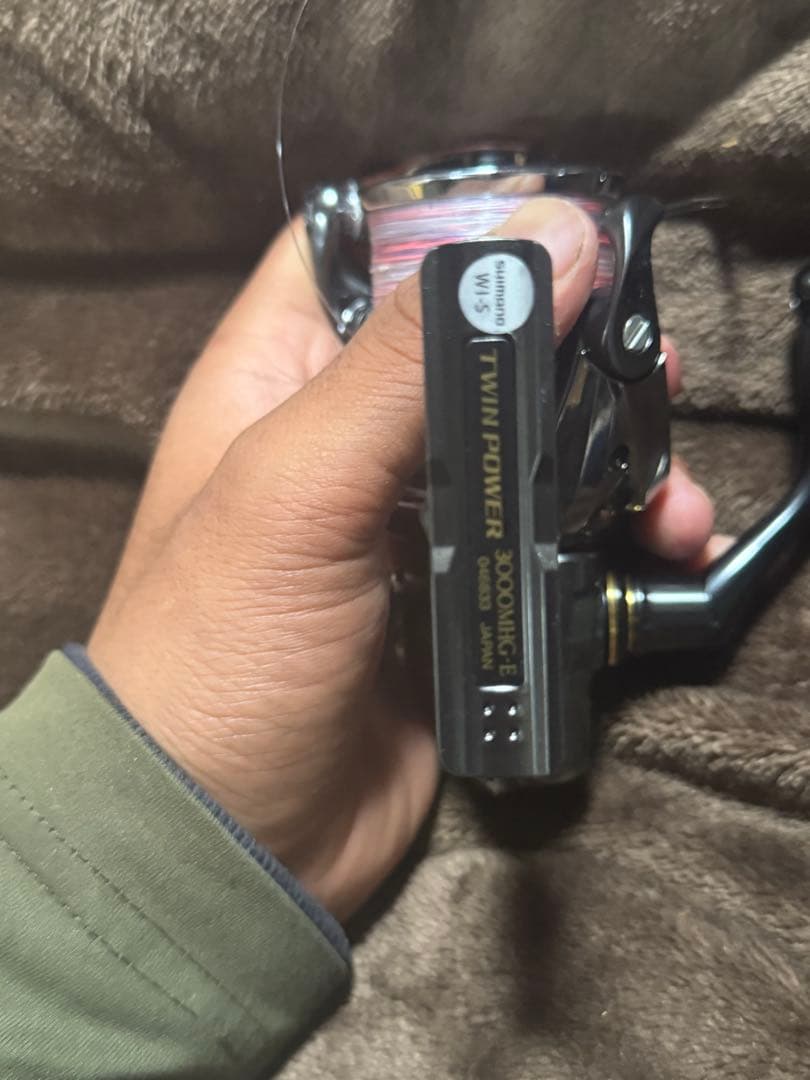 シマノツインパワー3000MHG新品未使用糸を巻いただけです