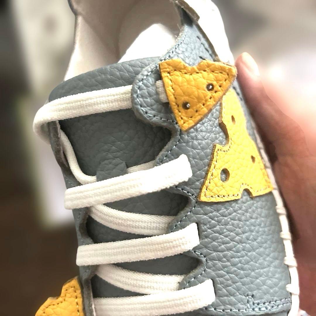 あ*る様 23センチ　エスタシオン チーズを引っ張るだけでワンタッチ、グレー