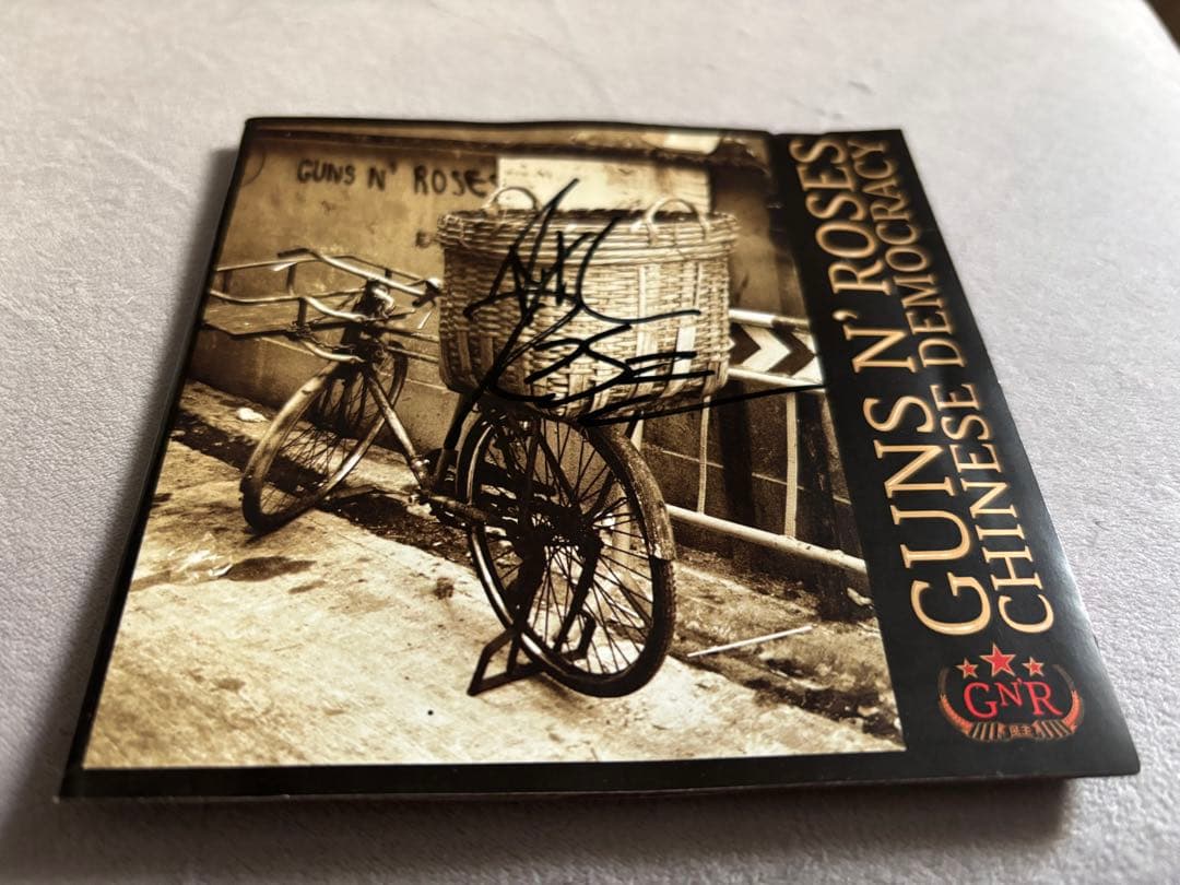 レア　アクセルローズ　サインCD Guns N' Roses axl rose