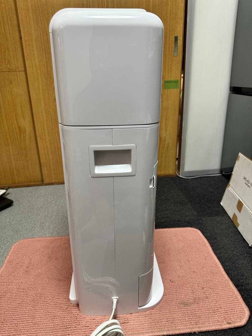 2022年製　IRIS OHYAMA 除湿機除湿器衣類乾燥サーキュレーター