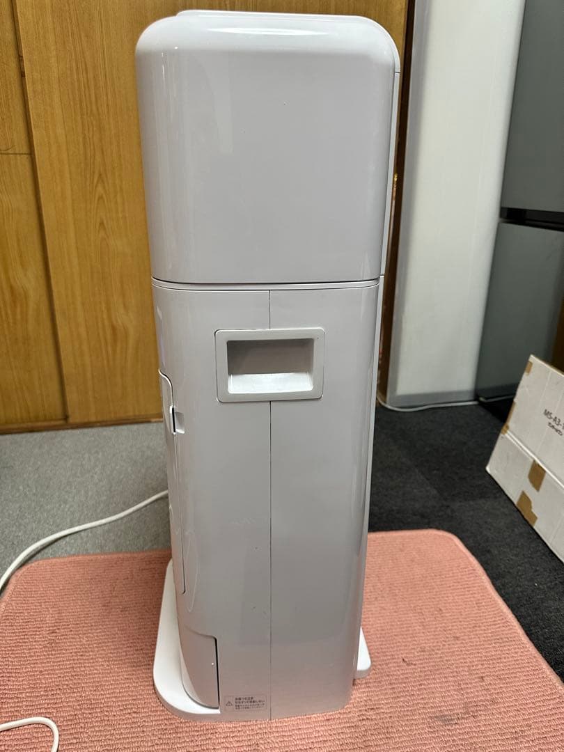 2022年製　IRIS OHYAMA 除湿機除湿器衣類乾燥サーキュレーター