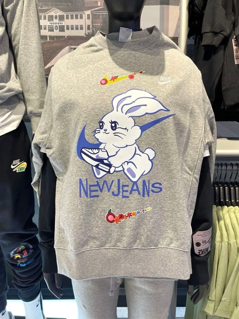 韓国限定　NIKE カスタム　スゥエット　ナイキ　ニュージーンズ　トレーナー