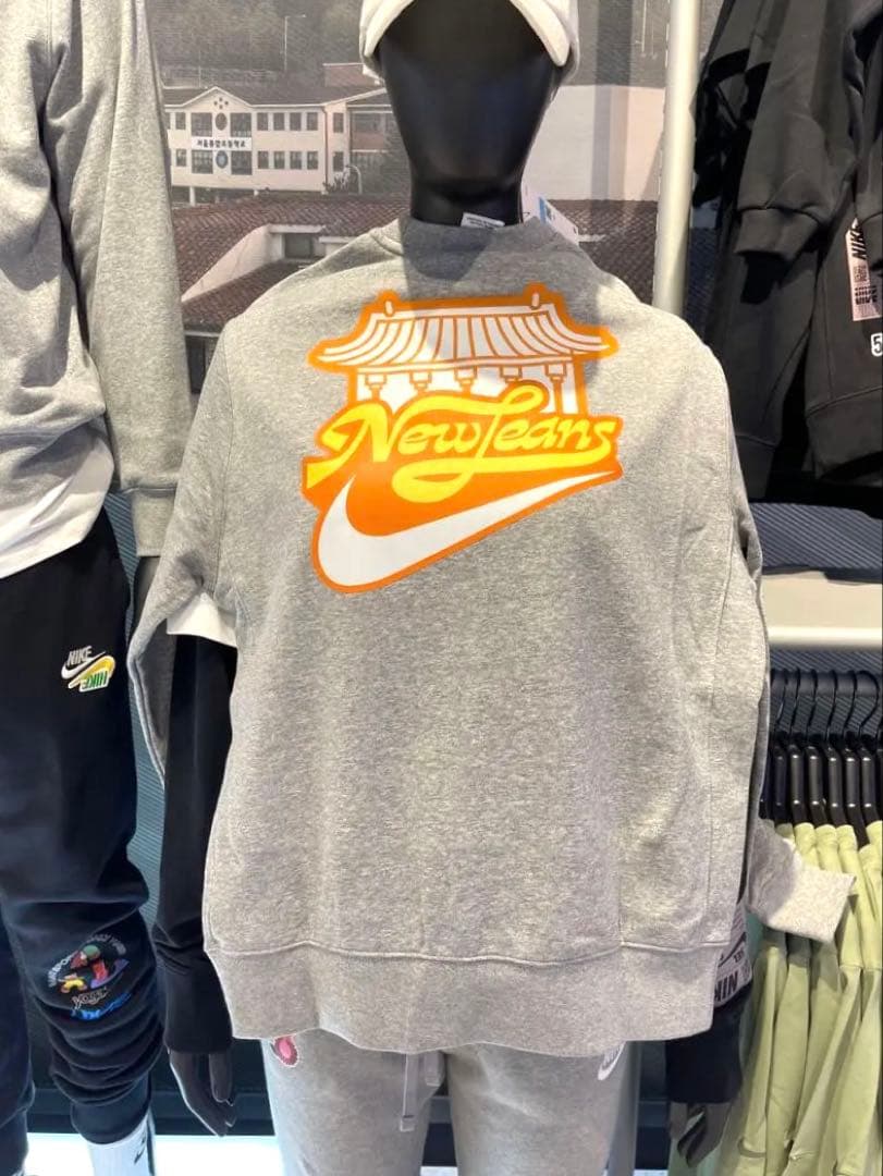 韓国限定　NIKE カスタム　スゥエット　ナイキ　ニュージーンズ　トレーナー