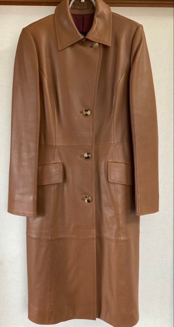 「再値下げ」アクアスキュータム羊革コートブラウン