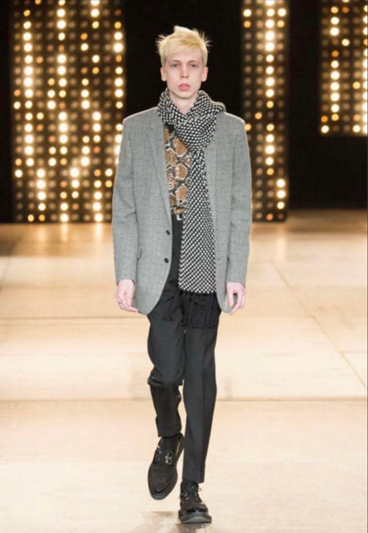 SAINT LAURENT 編み込みマフラー 黒赤