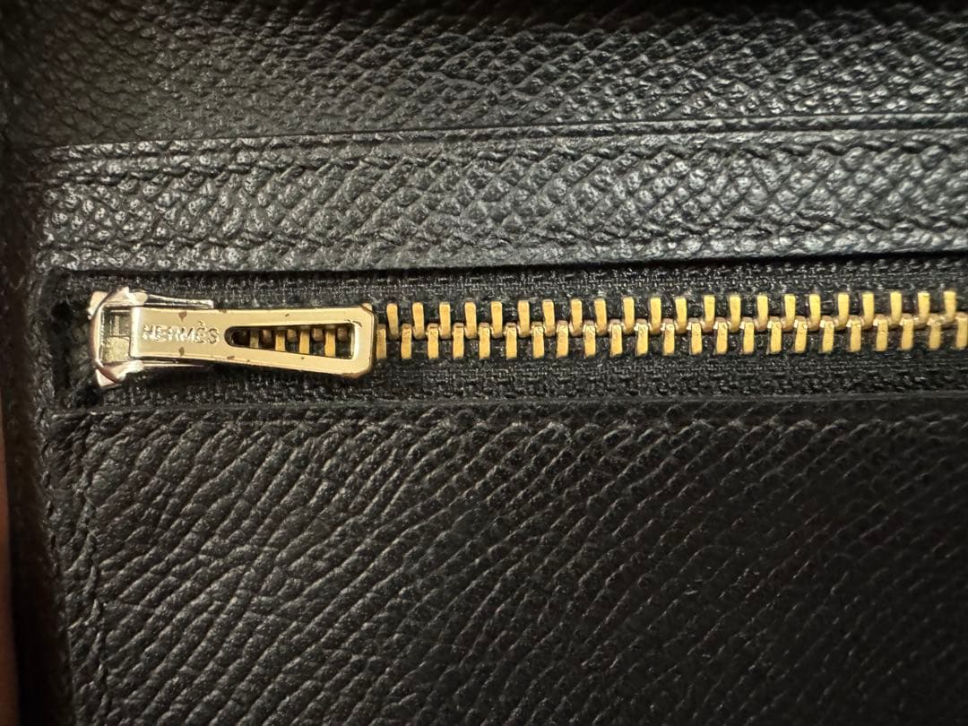 エルメス　二つ折り財布