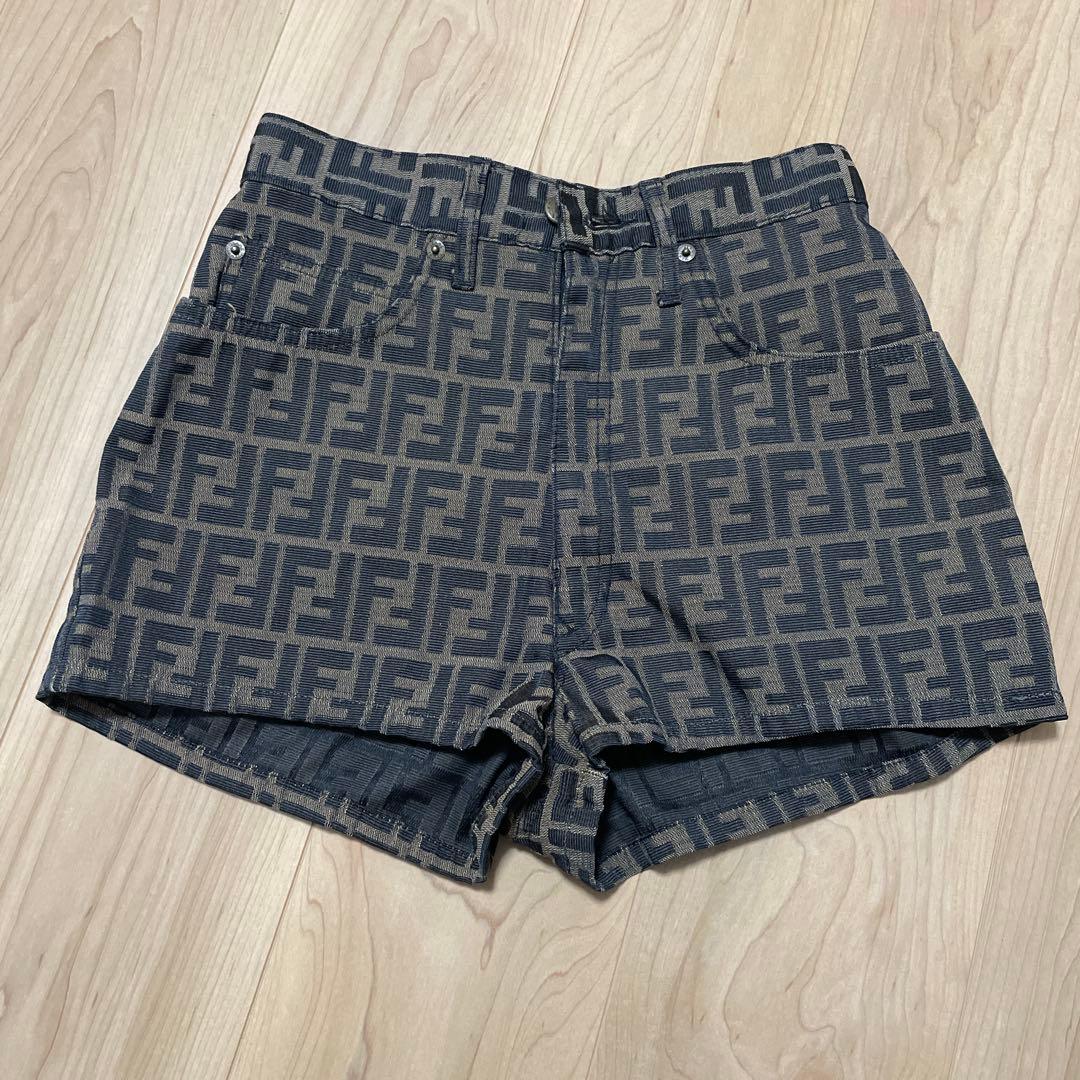 FENDI FFロゴデニムショートパンツ