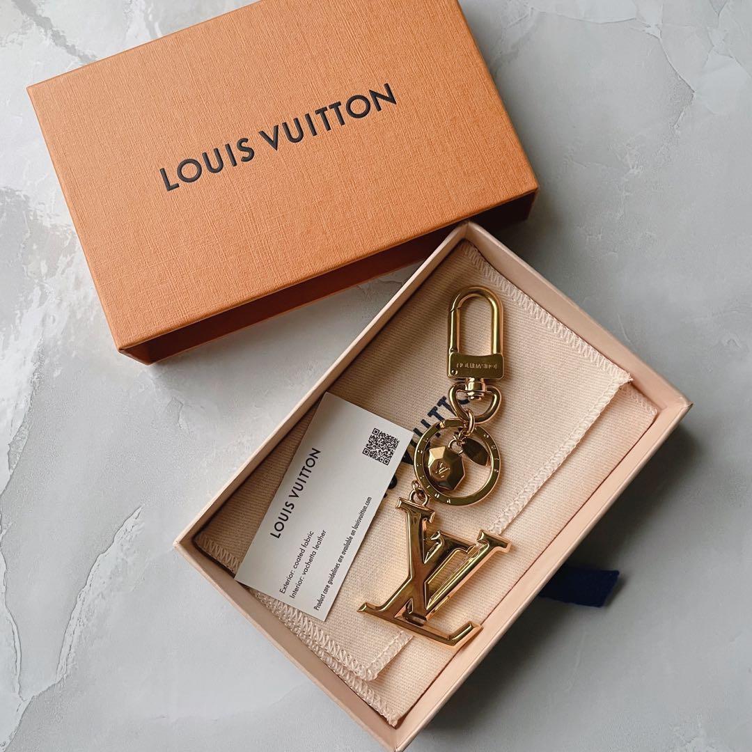 正規品 ルイヴィトン キーホルダー LV ファセット　キーリング