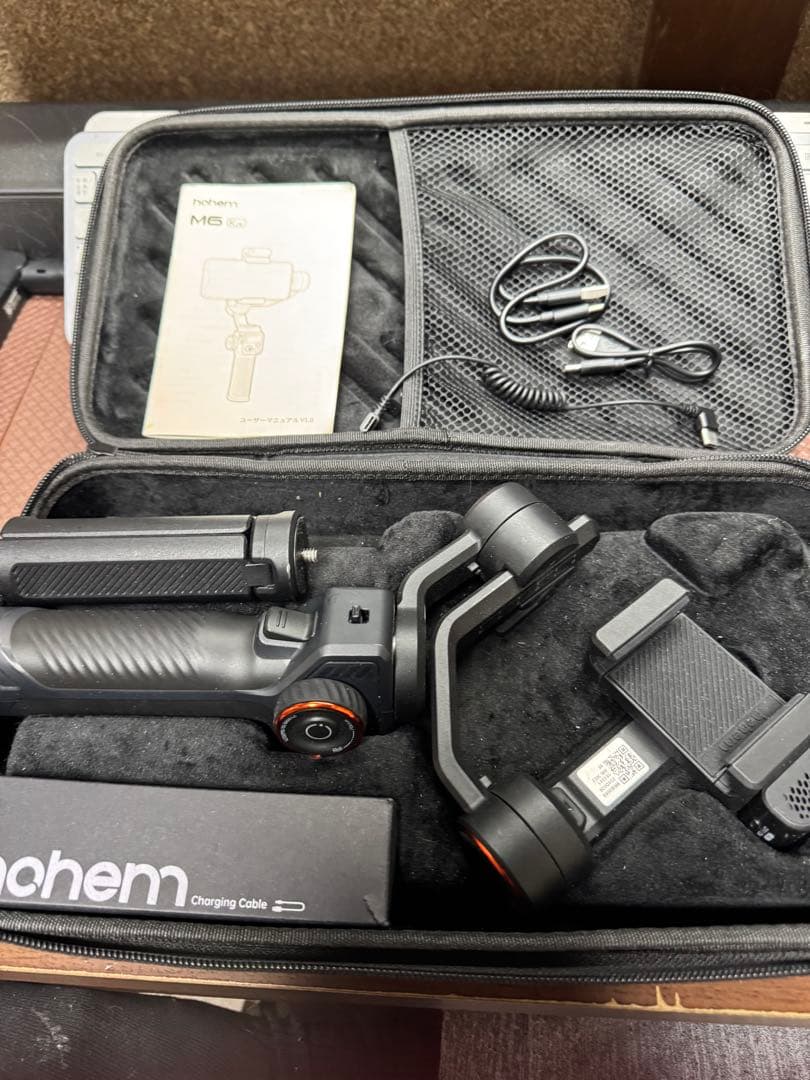 hohem M6 スマホスタビライザーとライトセット
