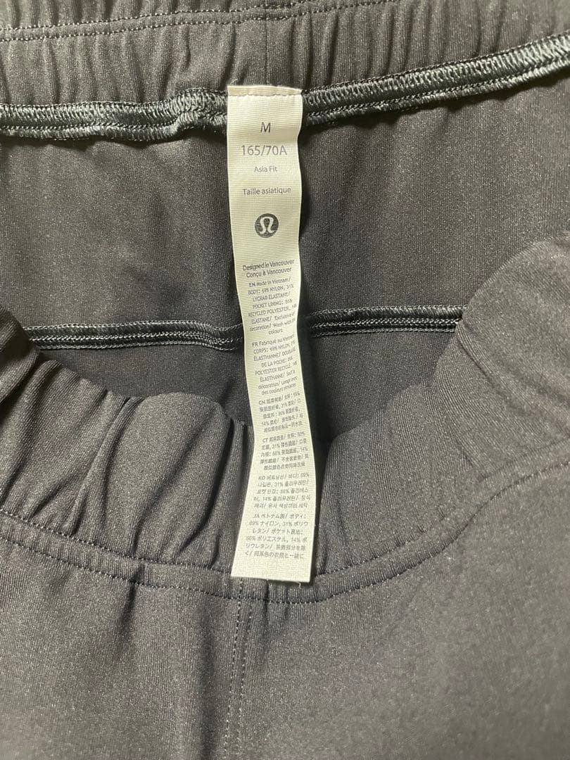 Lululemon ブラック カジュアルパンツ