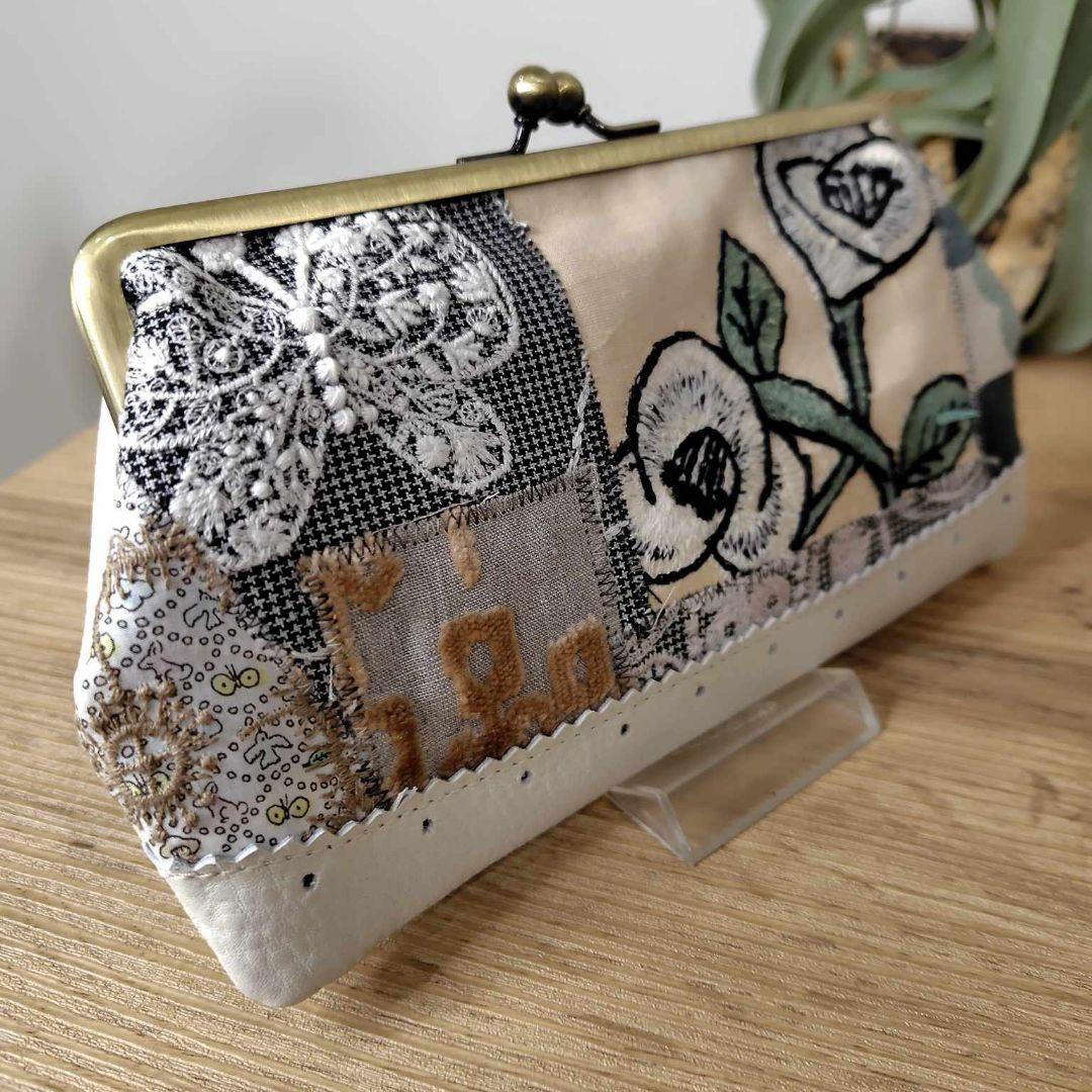 S*E様 ①ミナペルホネン/swing camelliaスィングカメリア/がま口