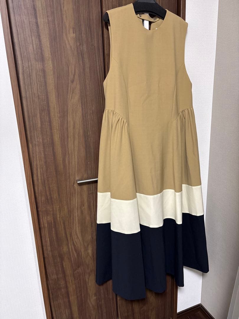 【今期・美品】ADORE アドーア 配色ロングワンピース 38